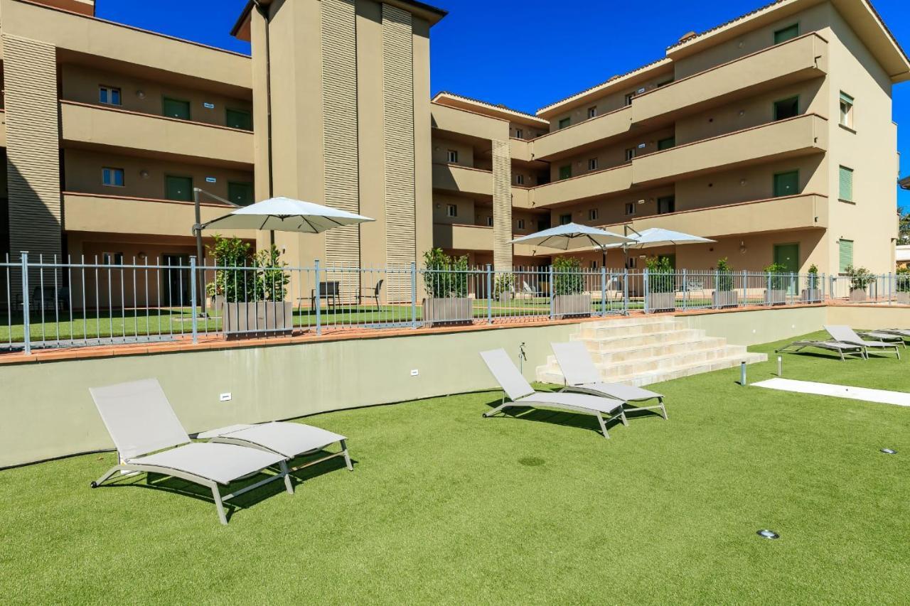 Residence San Francesco Tirrenia Dış mekan fotoğraf