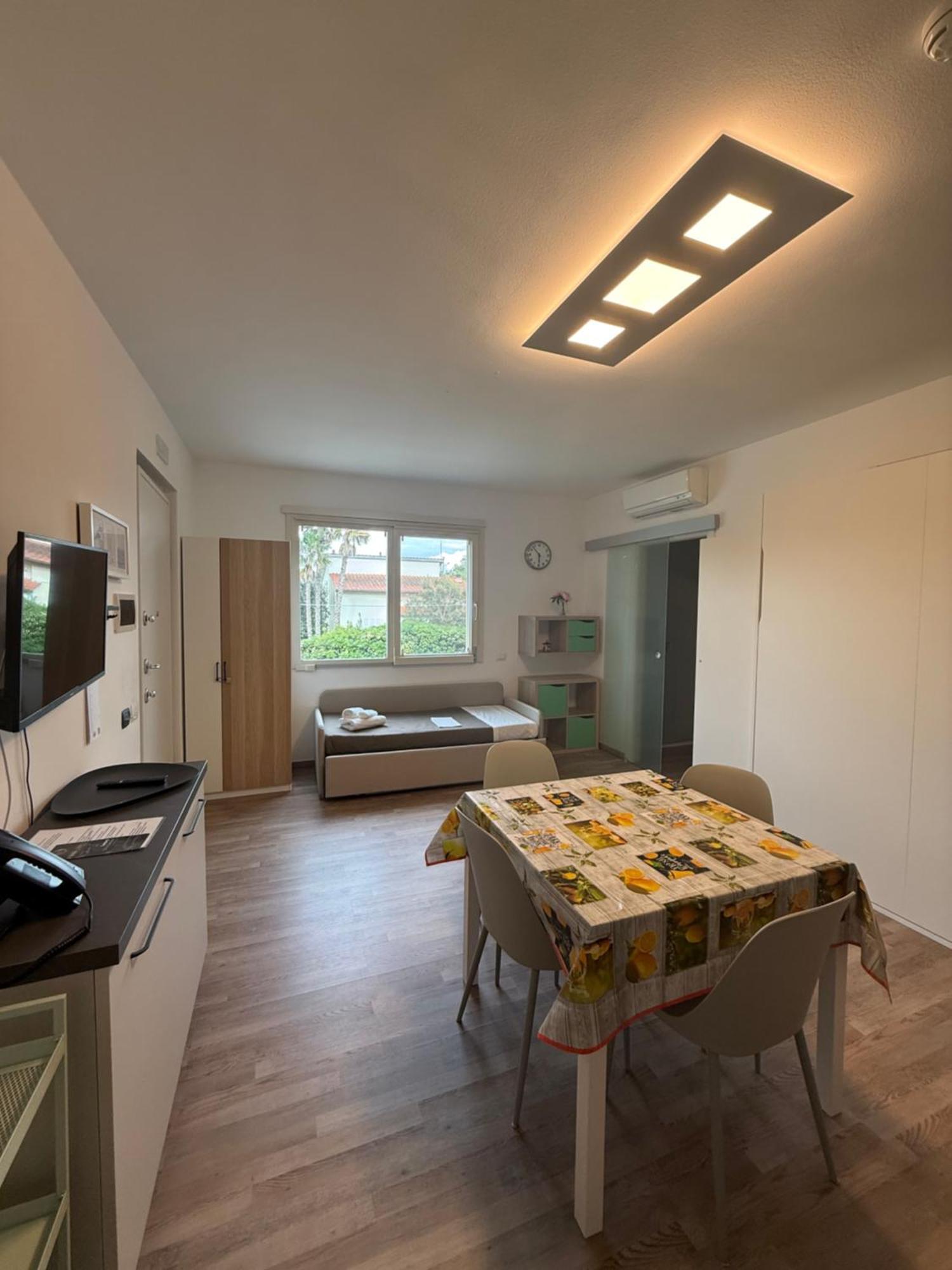 Residence San Francesco Tirrenia Dış mekan fotoğraf