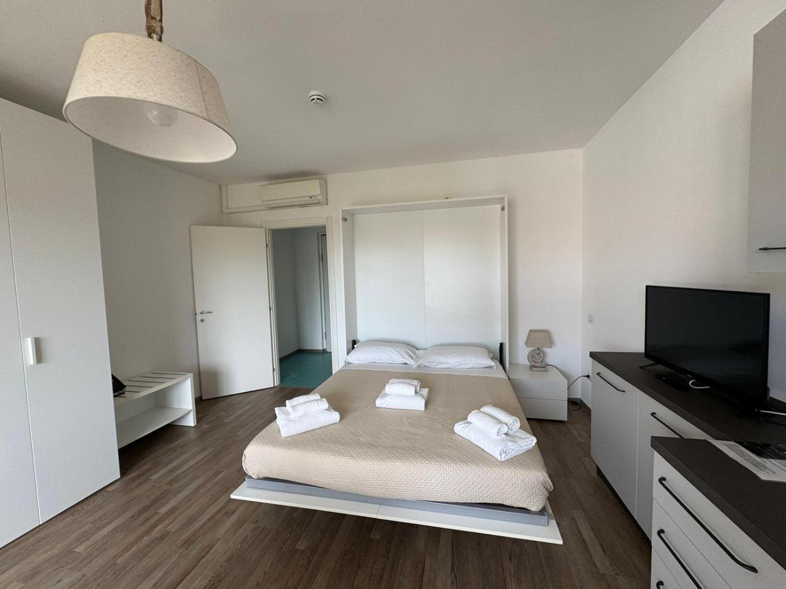 Residence San Francesco Tirrenia Dış mekan fotoğraf