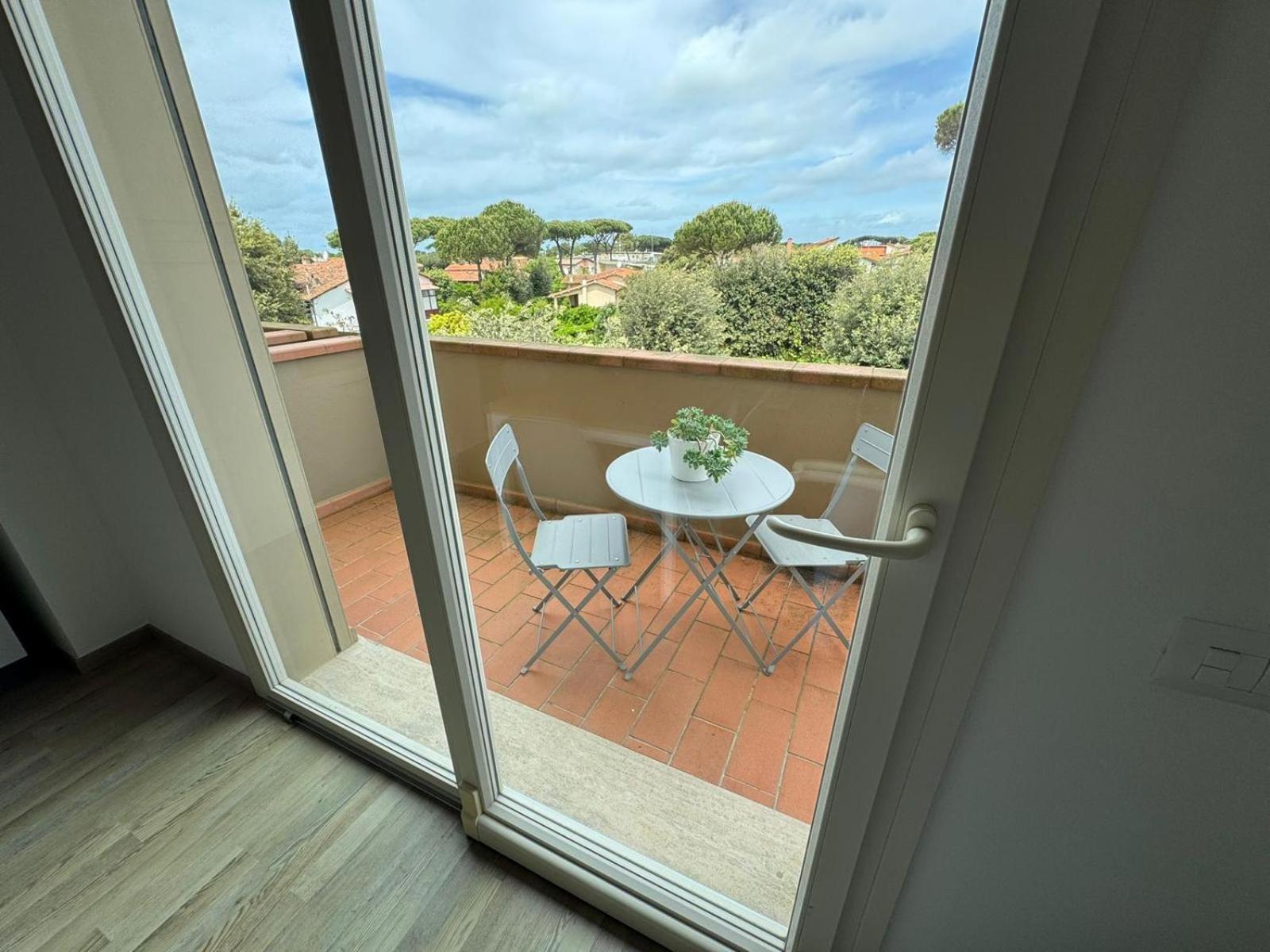 Residence San Francesco Tirrenia Dış mekan fotoğraf